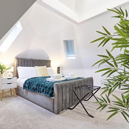 Writtle Massive 4 Bedroom Apartment With Parking In Gorgeous Countryside Location & Short Drive To Chelmsford City Centre Contractors Welcome Exterior foto