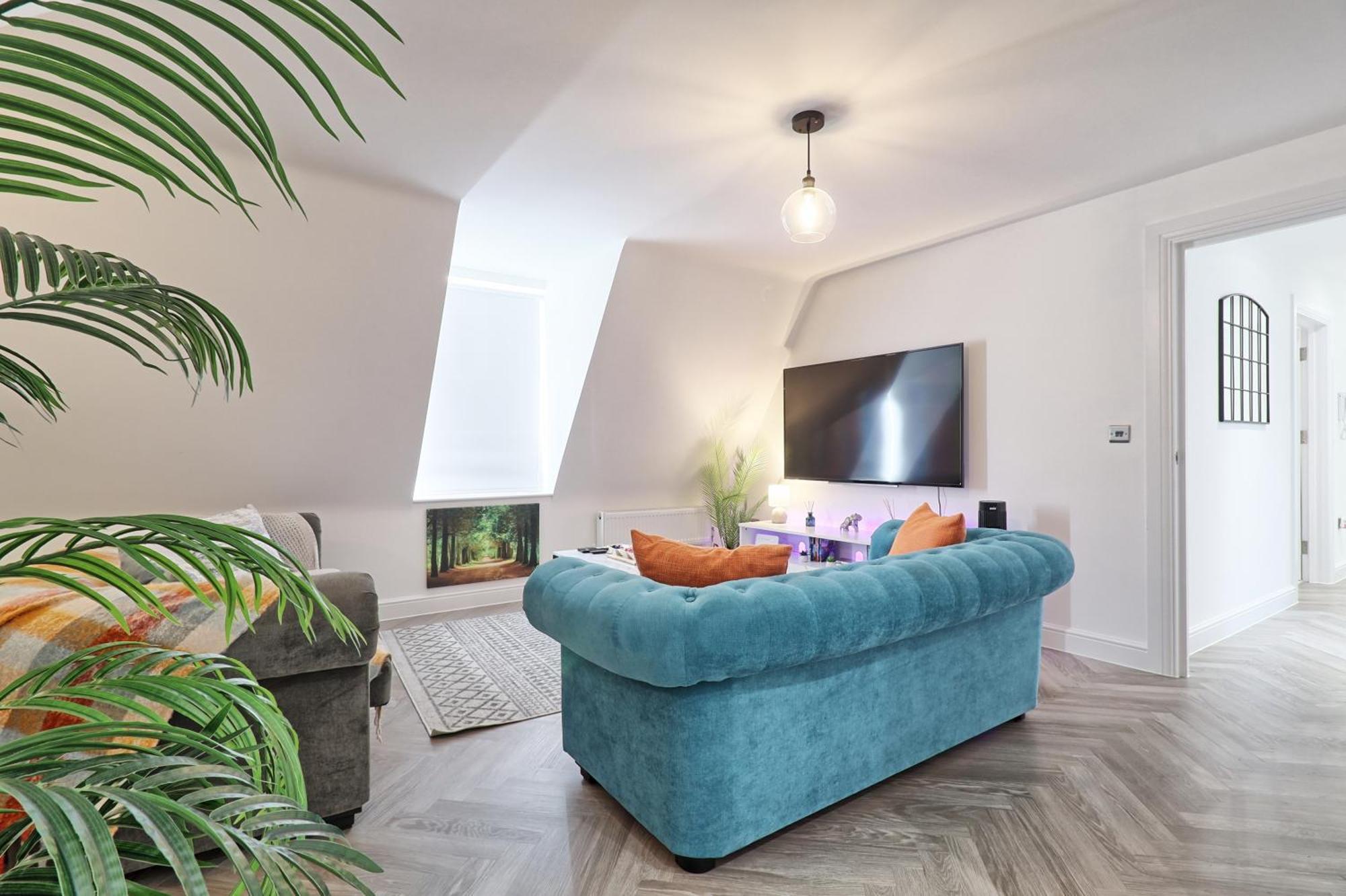Writtle Massive 4 Bedroom Apartment With Parking In Gorgeous Countryside Location & Short Drive To Chelmsford City Centre Contractors Welcome Exterior foto