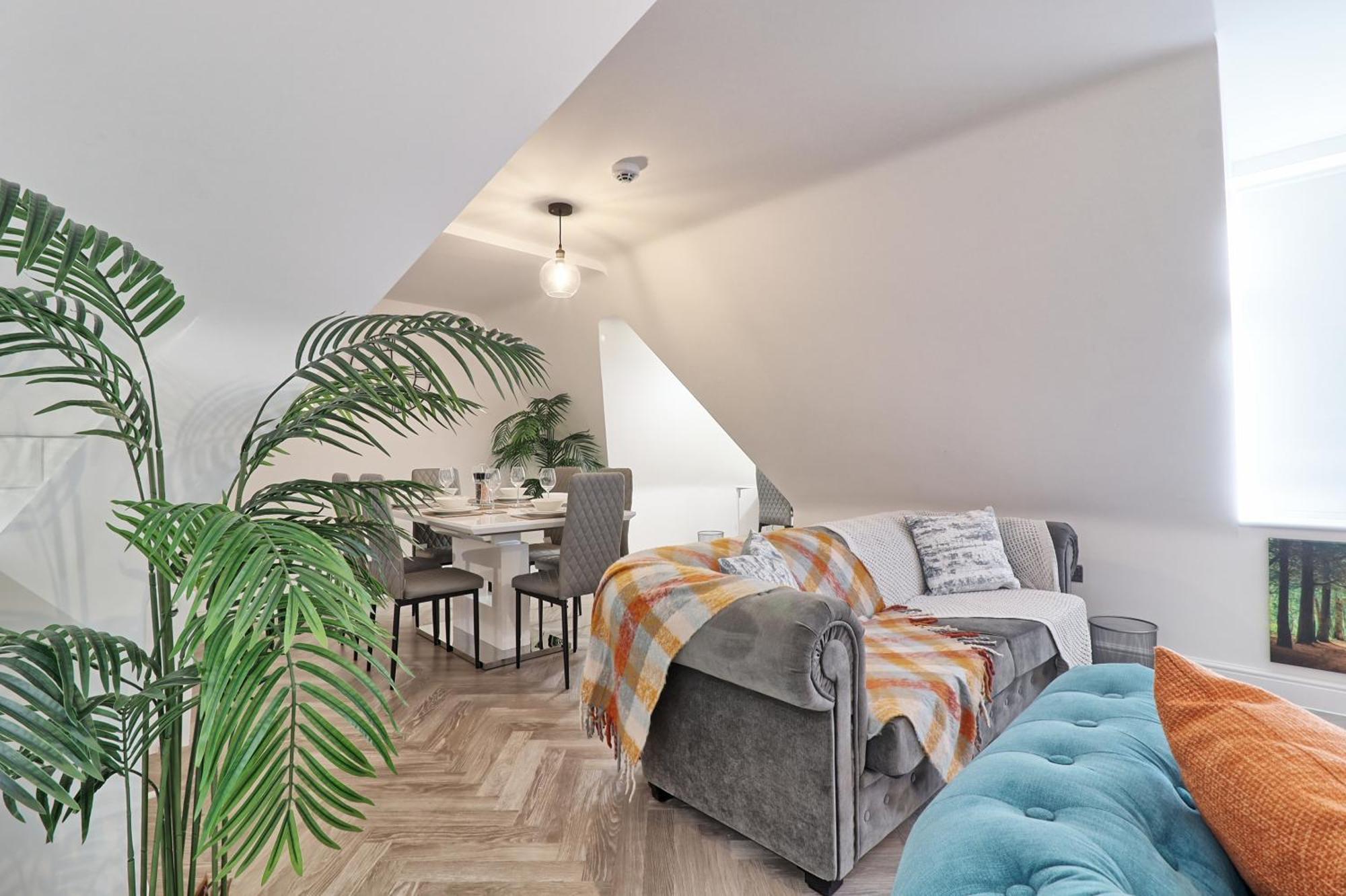 Writtle Massive 4 Bedroom Apartment With Parking In Gorgeous Countryside Location & Short Drive To Chelmsford City Centre Contractors Welcome Exterior foto